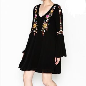 Sugar Lips Bell Sleeve Embroidered Dress XS NWT